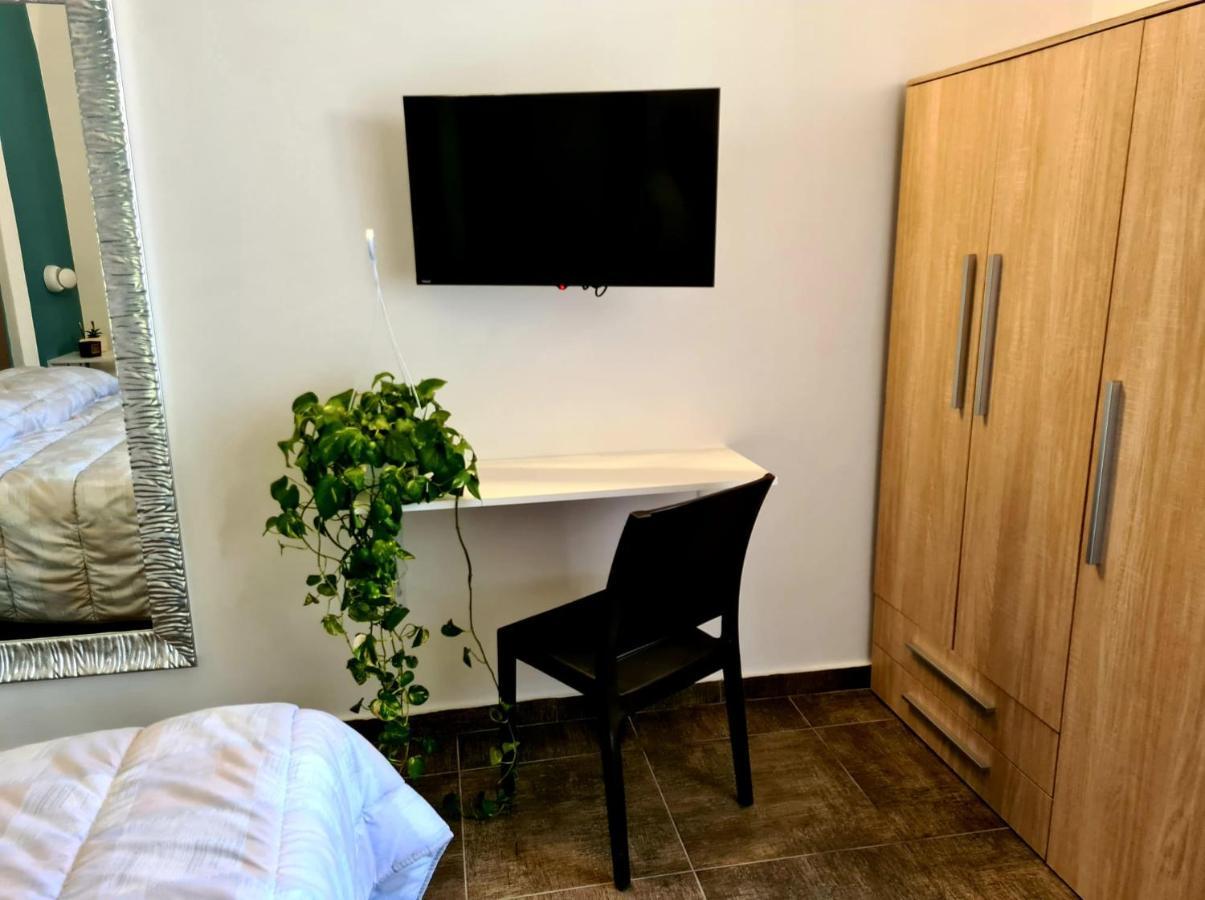 Al Primo Piano Bed And Breakfast 福查 外观 照片