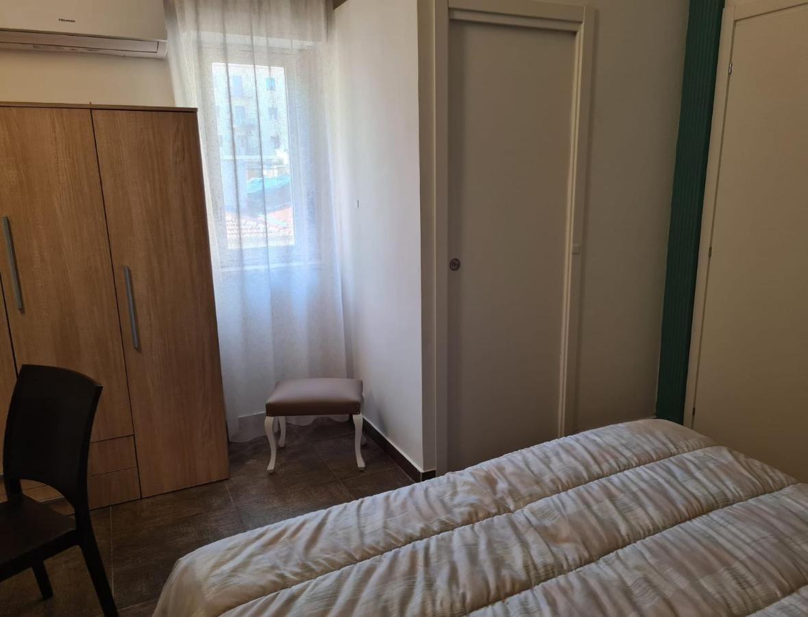 Al Primo Piano Bed And Breakfast 福查 外观 照片