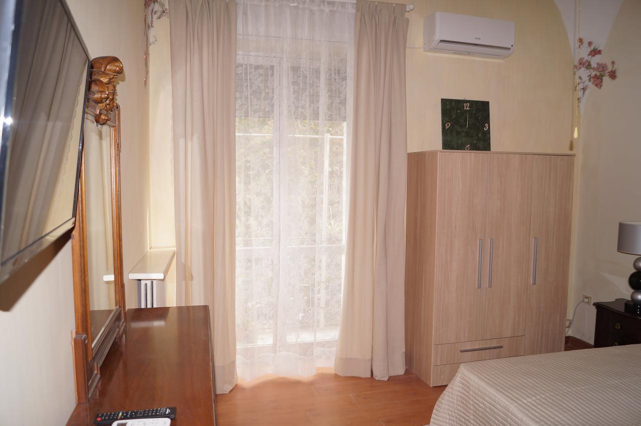 Al Primo Piano Bed And Breakfast 福查 外观 照片